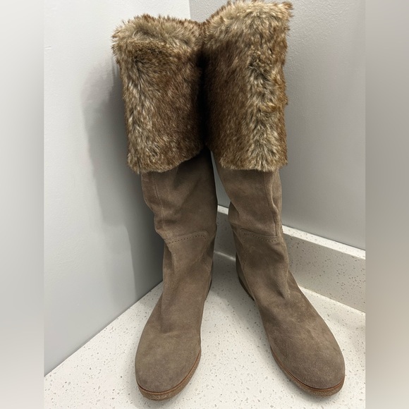 Sam Edelman Orlando Knee High Faux Fur Trimmed Suede Leather Boots. Size 8.5 - Picture 3 of 12
